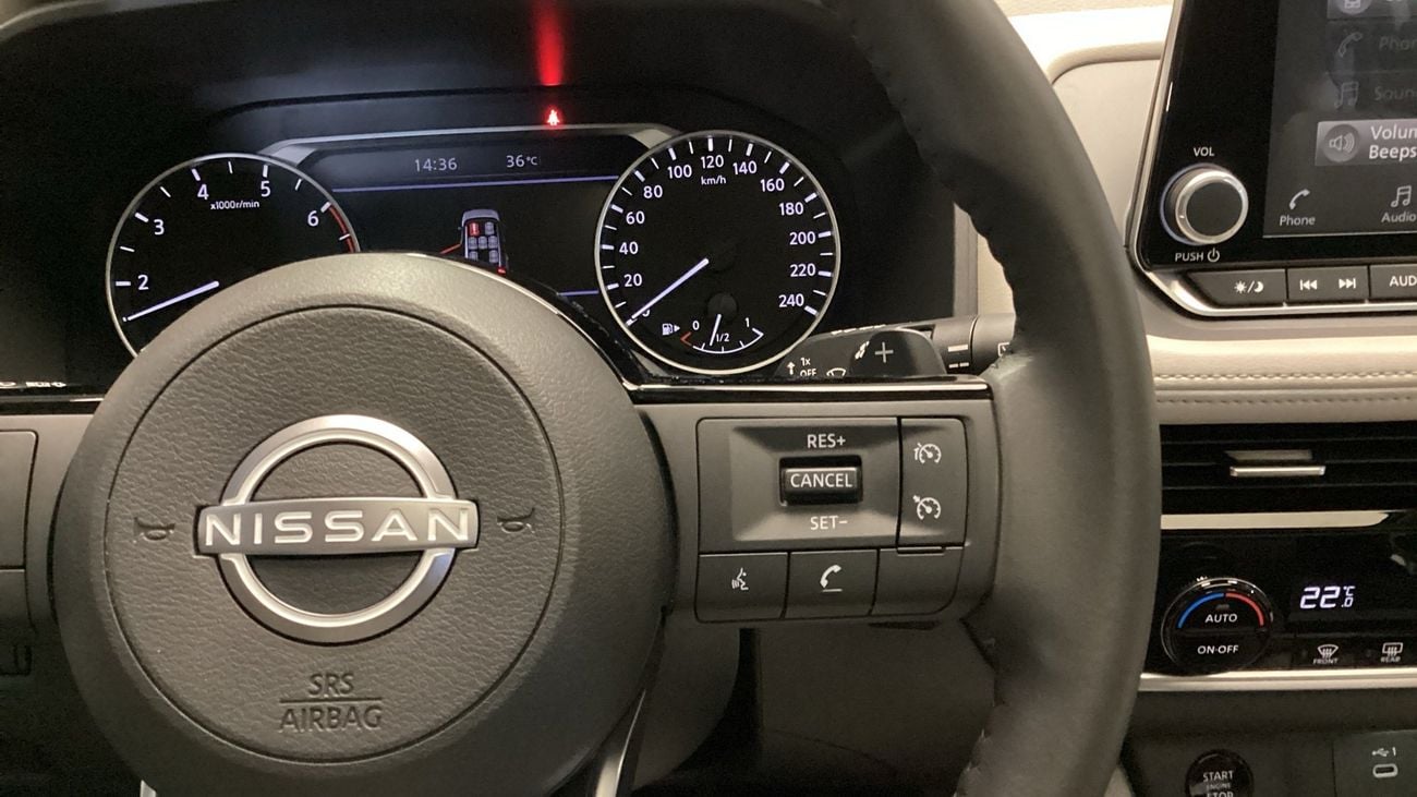 نيسان إكس تريل 2.5 SV 4WD 7STR AUTO | شامل الضمان | 0 ﺪﻔﻋﺓ ﺃﻮﻟﻯ