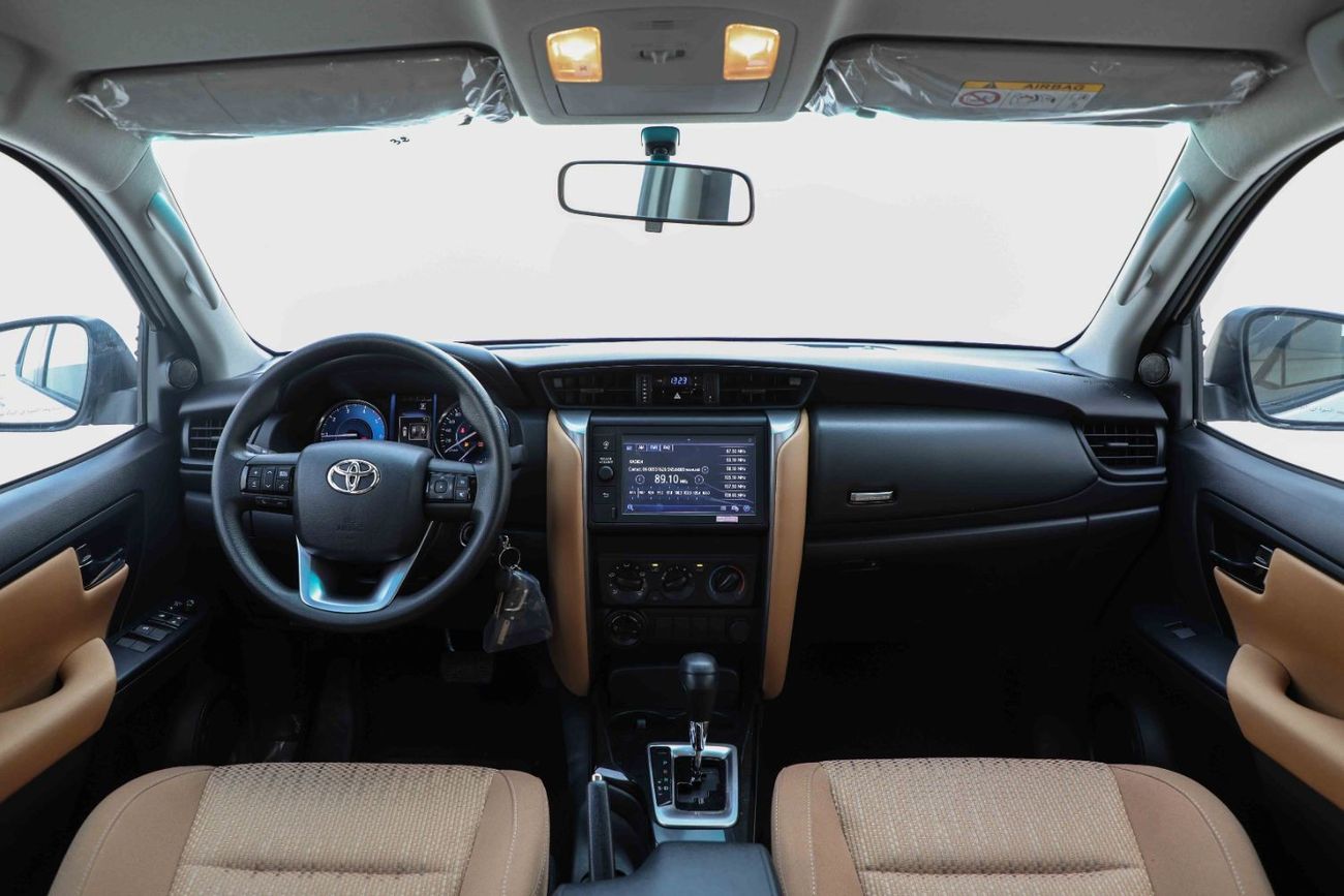 Toyota Fortuner 2023 Toyota Fortuner 4X4 2.4 Low - Platinum White Pearl inside Chamois | Export Only