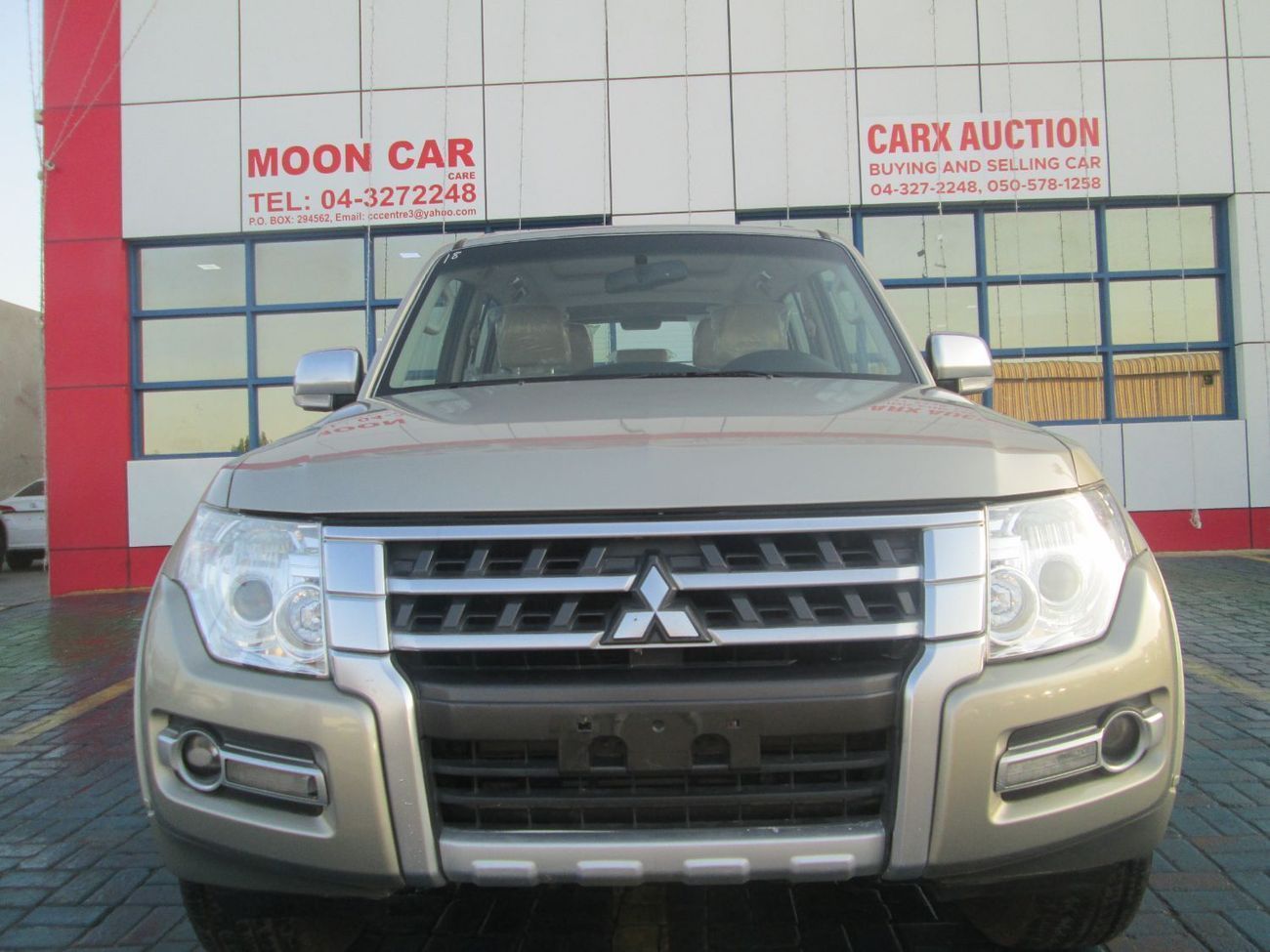 ميتسوبيشي باجيرو GLS M/L DIAMOND GLS Mid 3.5L (189 HP) (7 Seater)