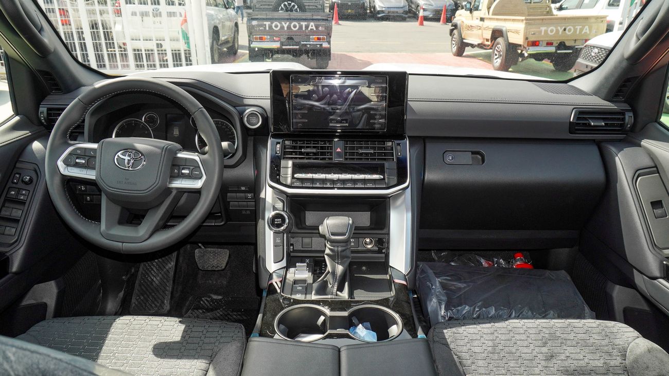 Toyota Land Cruiser GXR TWIN TURBO 3 5L