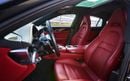 Porsche Panamera 4
