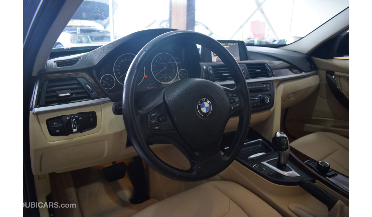 بي أم دبليو 316 BMW 316i - Full Option - 2014 - GCC - FSH - Immaculate Condition