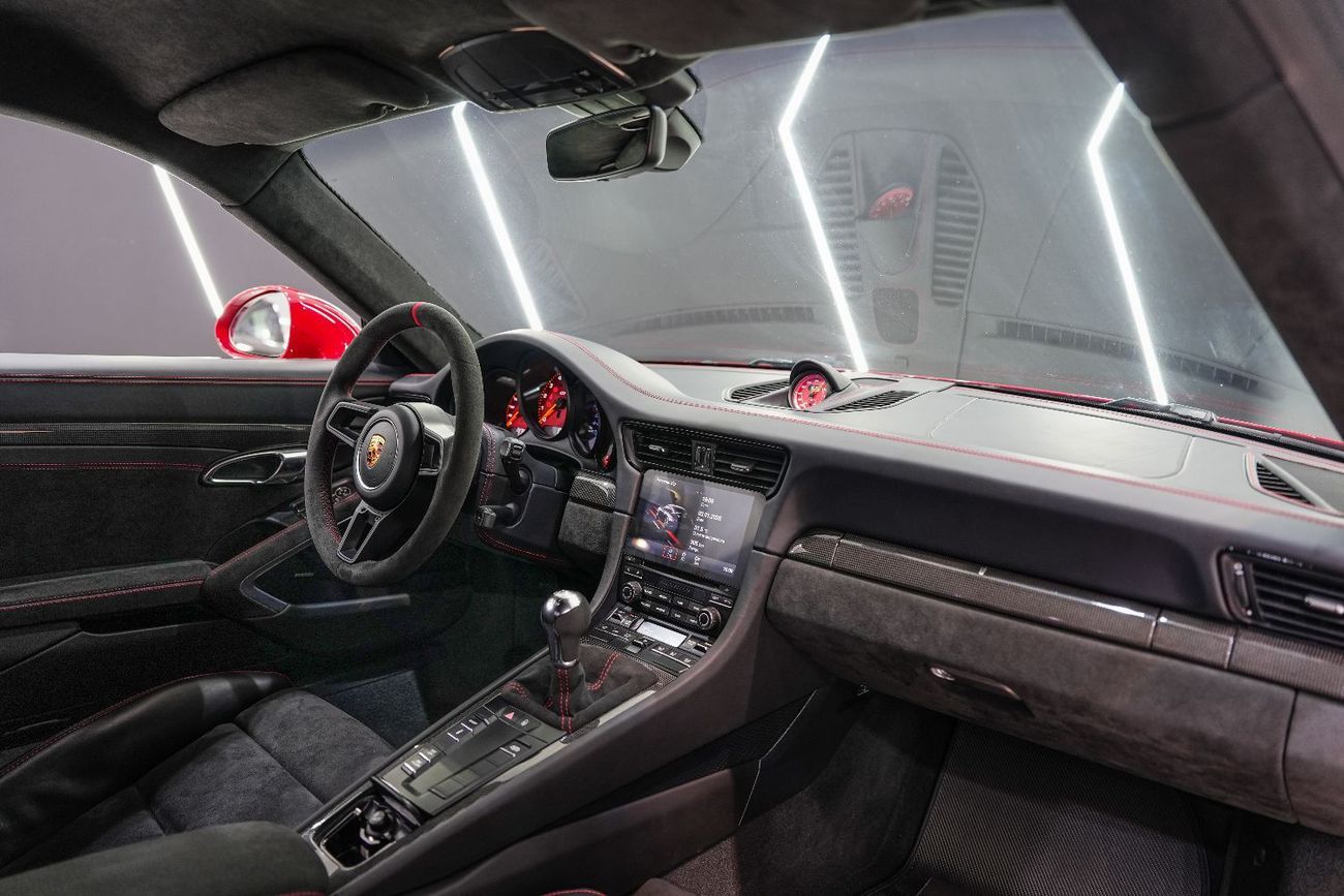 Porsche 911 GT3, Sport Chrono Package, Bose Audio, Very Low KM, GCC Specs!!