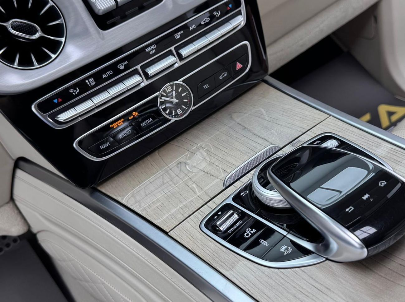 Mercedes-Benz G 63 AMG 2022 Mercedes-Benz G63 AMG Night package, 2027 Mercedes Warranty and Service Pack, GCC