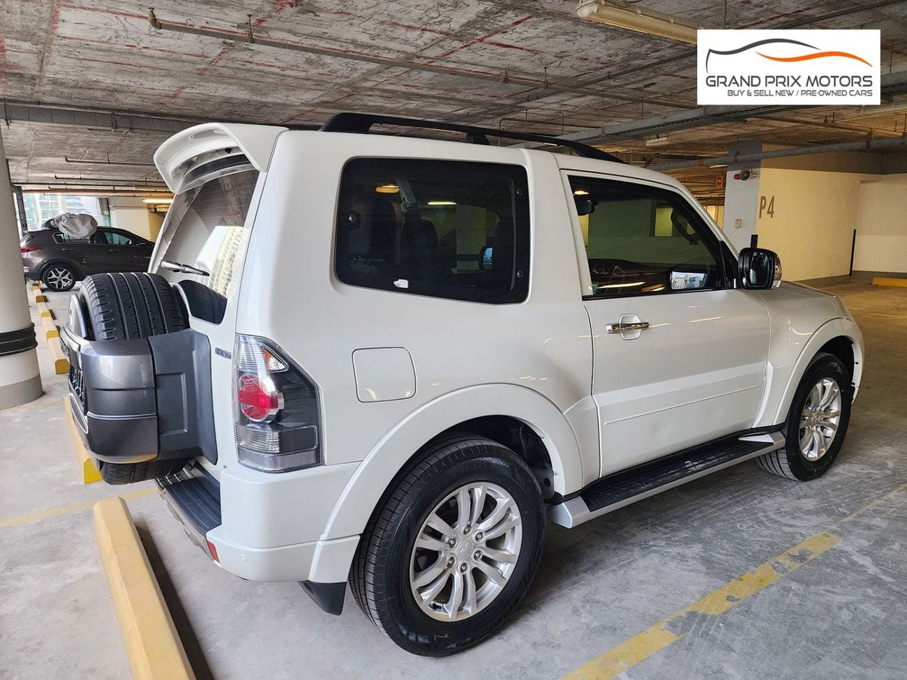 Mitsubishi Pajero GLS HIGHLINE V6 3.8 3 Door