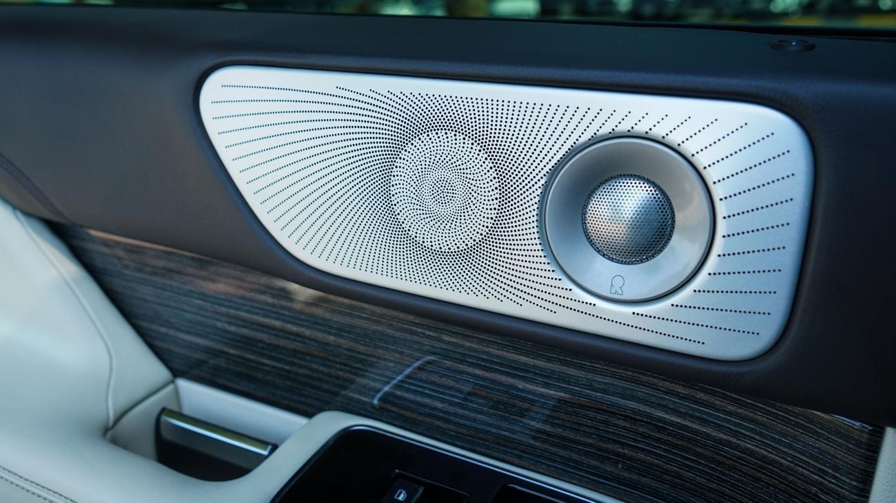 لينكولن نافيجاتور Presidential 3.5L PRESIDENTIAL 202 GCC SPECS!! WARRANTY AND SERVICE CONTRACT FROM AL TAYER