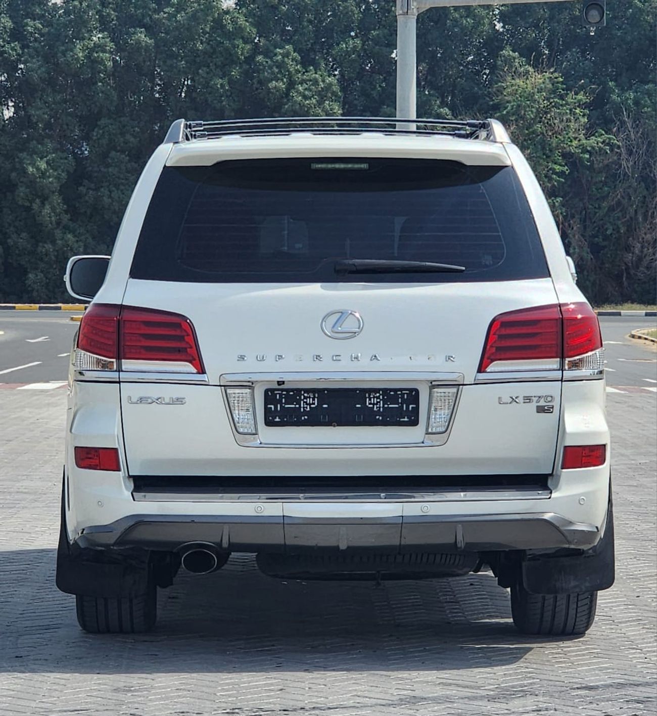 Lexus LX 570