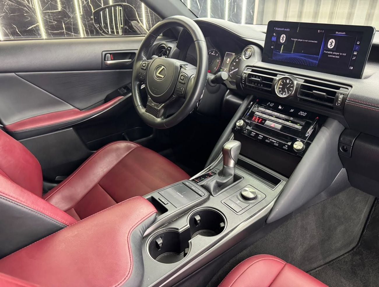 Lexus IS300 ELEGANT GCC | Al Futtaim warranty 2027 | Al Futtaim full service History