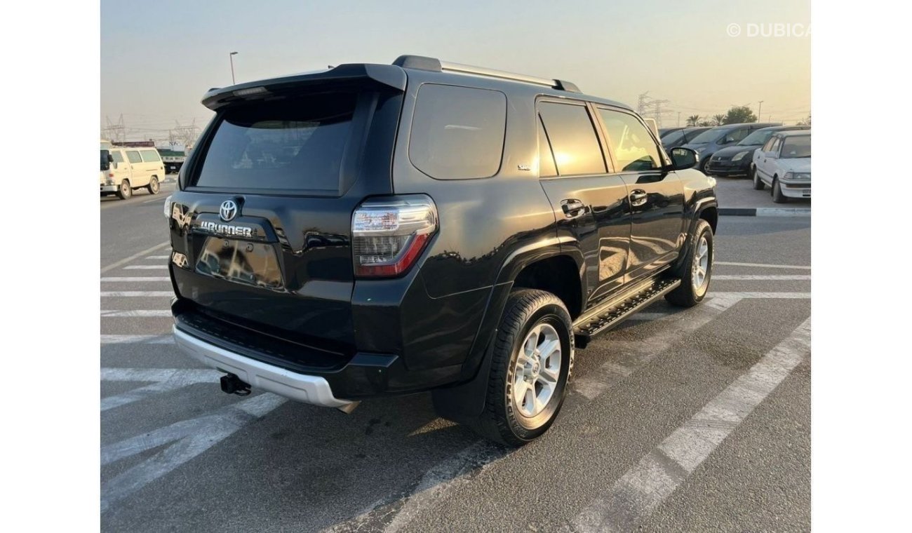 تويوتا 4Runner 2021 Toyota 4Runner SR5 Premium 4x4 Sunroof Full Option Super Clean Condition