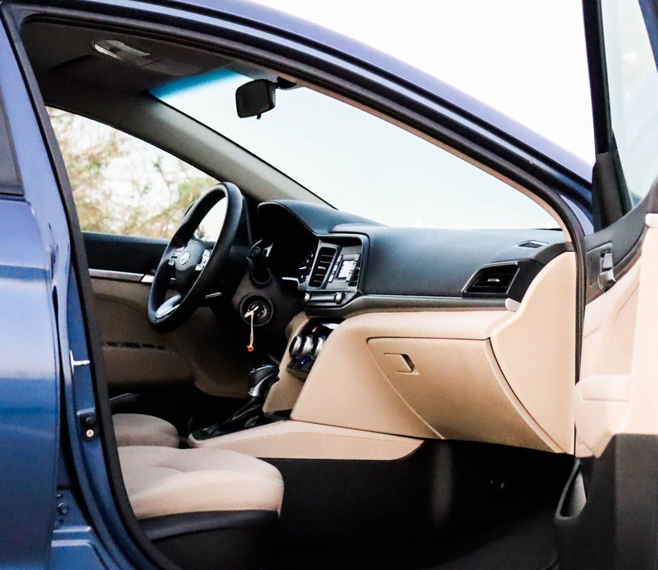 هيونداي إلانترا GL 1.6L hyundai elantra 1.6L 2019 GCC accident free in excellent condition 833 P.M