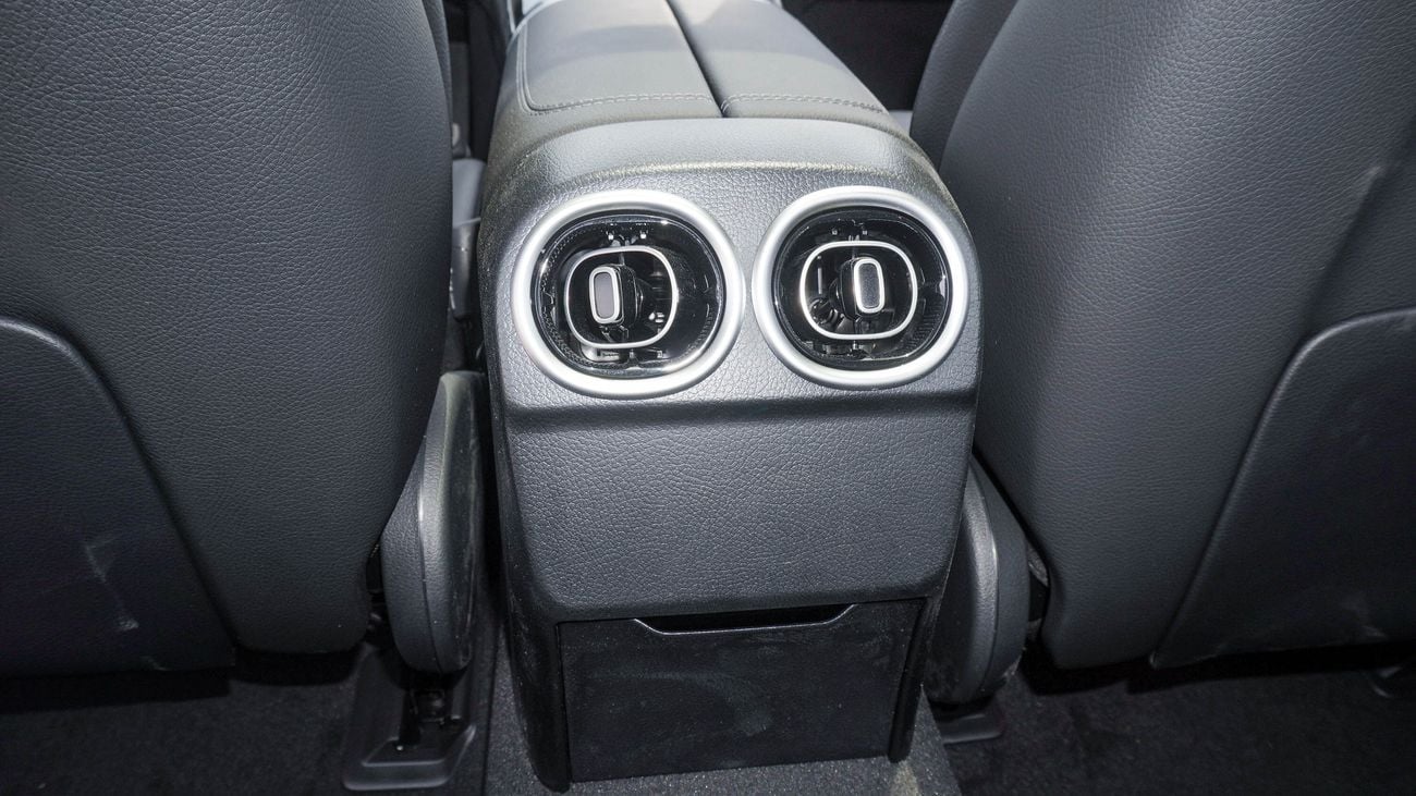 Mercedes-Benz C 200 L