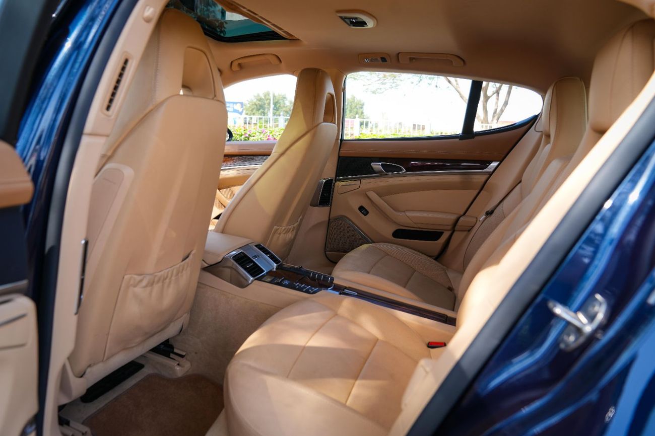 Porsche Panamera 4S 2012!! GCC SPECS!! FULL SERVICE HISTORY