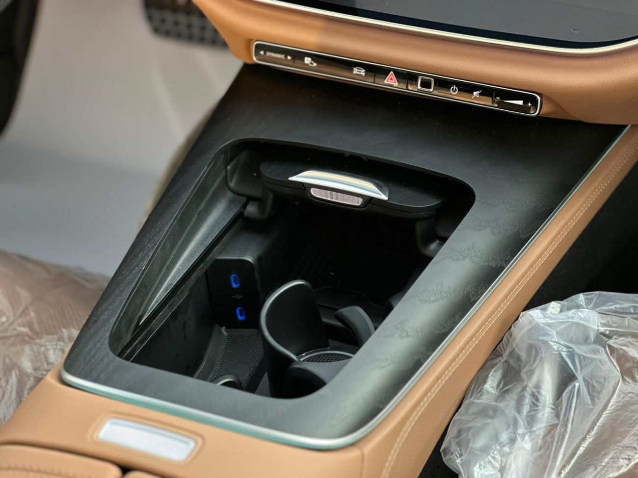 مرسيدس بنز E300 Brand NEW E300 AMG Exclusive in Stock