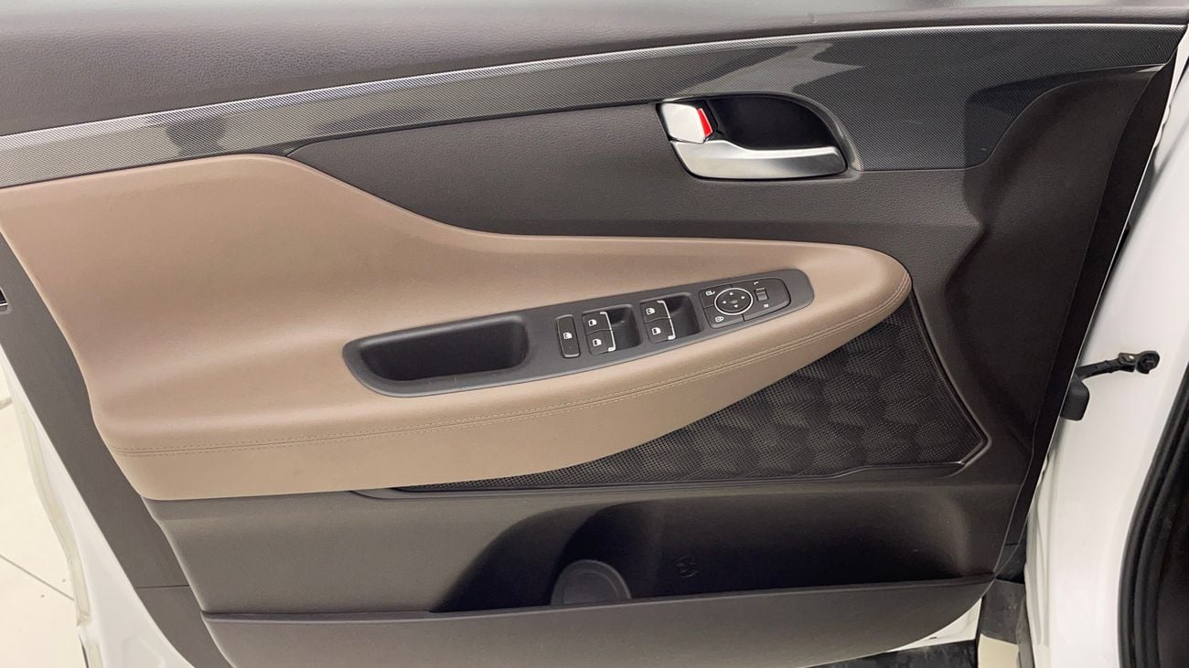 Hyundai Santa Fe Smart 2.4L 2023 SMART | AED 1002/Month | 0 DP | 30 Day Return | Warranty