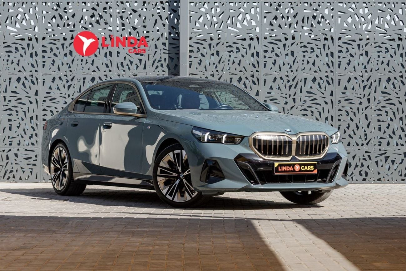 BMW 520i M SPORT 2024 BMW 520i M-Sport GCC | Agency warranty | Service contract