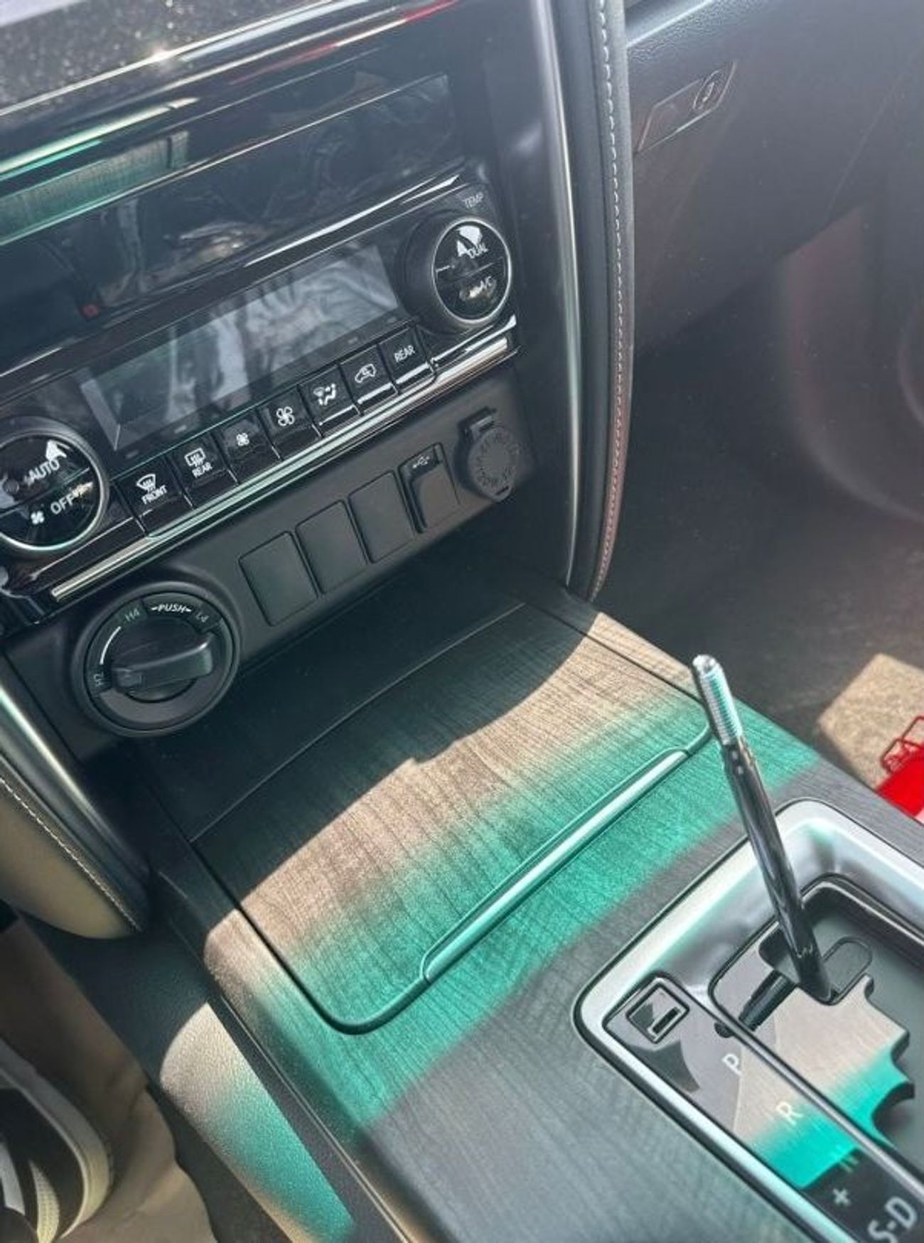 Toyota Fortuner EXR 2.7L (160 HP)