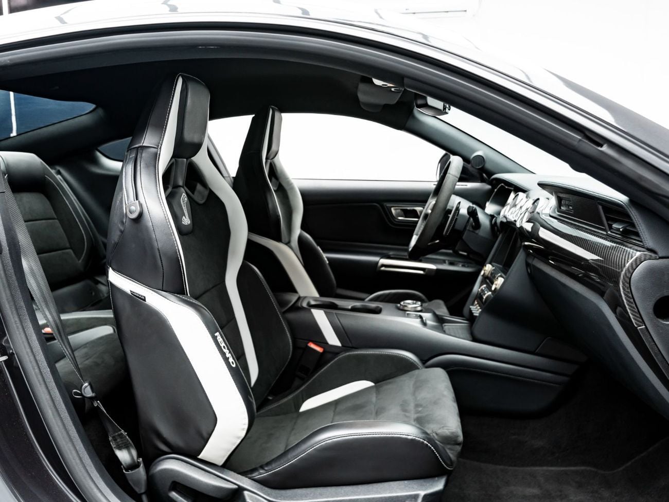 فورد موستانج 2022 Ford Shelby GT500, 5.2 SC V8, RWD, 760bhp, 7 Speed Dual Clutch Automatic