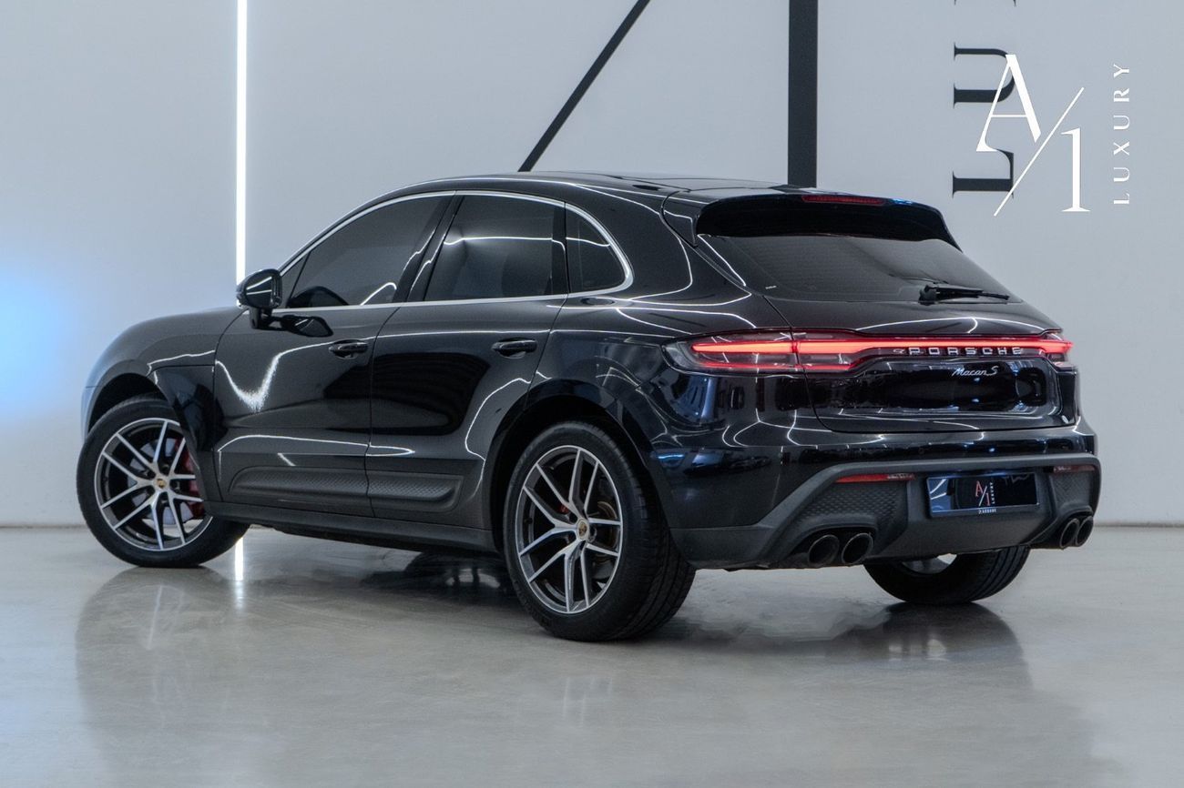بورش ماكان S 2.9L 2022 Porsche Macan S, Full Service History, Service Contract, Excellent Condition, GCC Spec