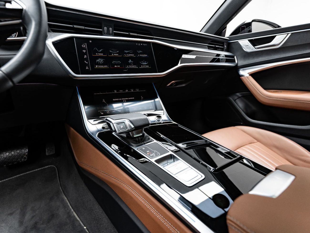 أودي A7 45 TFSI S-Line 2.0L