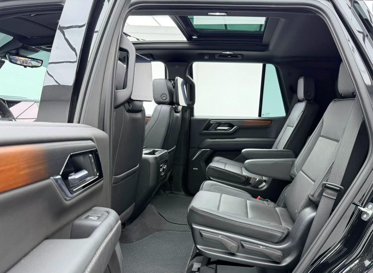 جي أم سي يوكون DENALI 2025 GMC Yukon Denali, 2030 GMC Warranty + Service Pack, Full GMC Service History, Very Low K