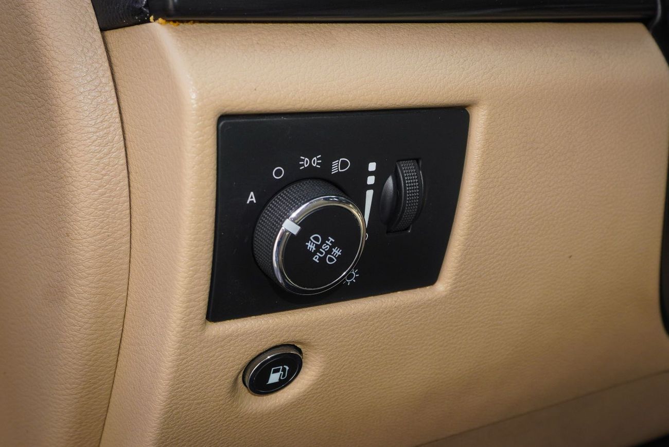 جيب شيروكي Limited 3.2L