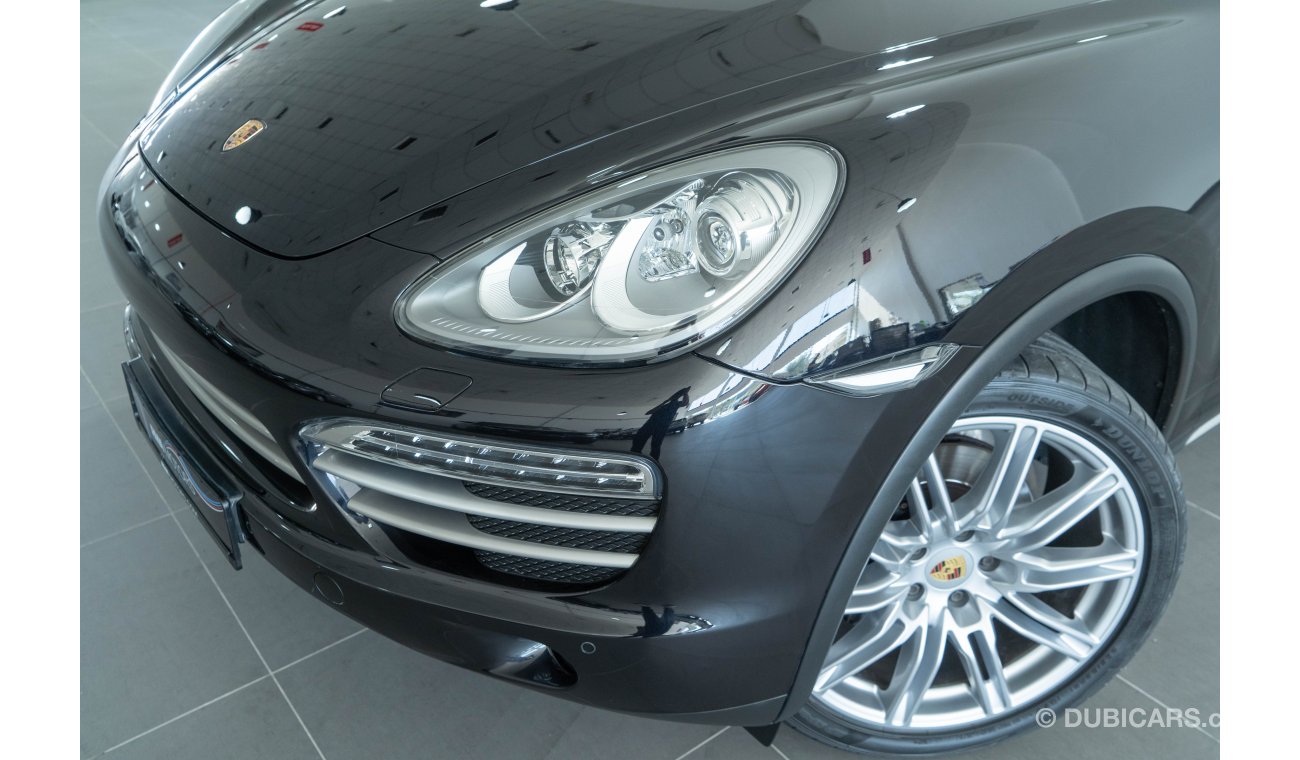 Porsche Cayenne 2014 Porsche Cayenne Platinum 3.6L V6 / Full Porsche Service History