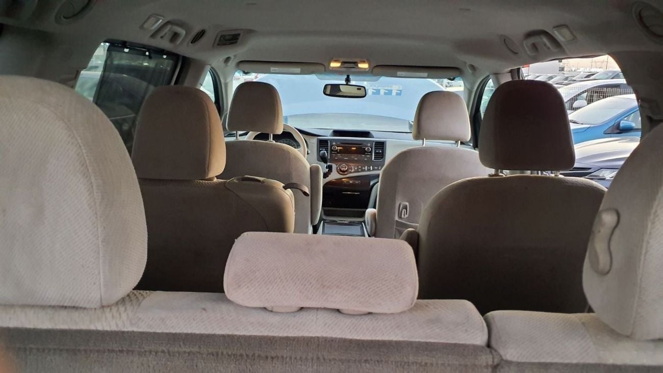 Toyota Sienna Toyota Sienna 3.5 L