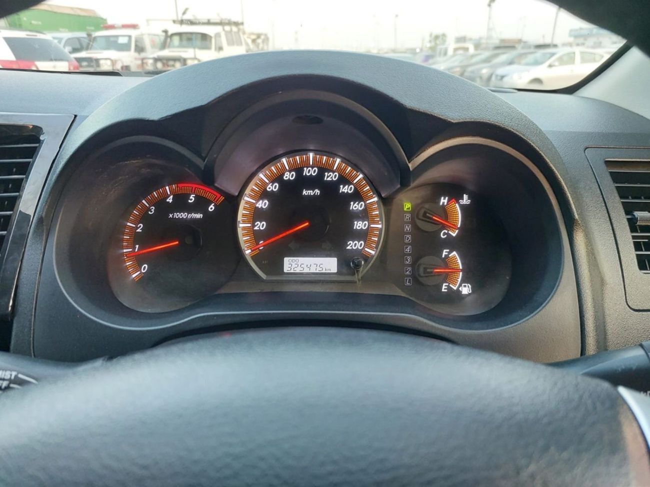 Toyota Hilux TOYOTA HILUX PICKUP RHD 2014 MODEL 3.0 L DIESEL AUTOMATIC(PM37634)