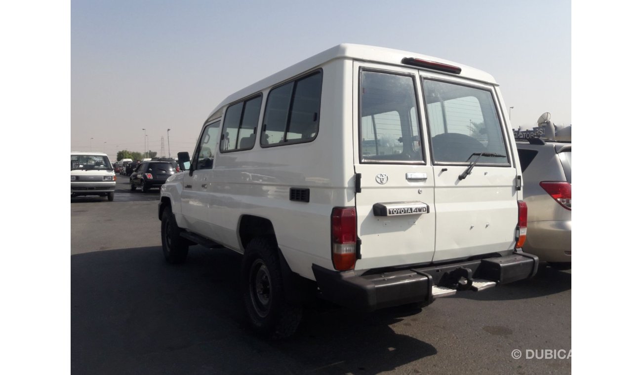 Toyota Land Cruiser TOYOTA LAND CRUISER RIGHT HAND DRIVE (PM1018)