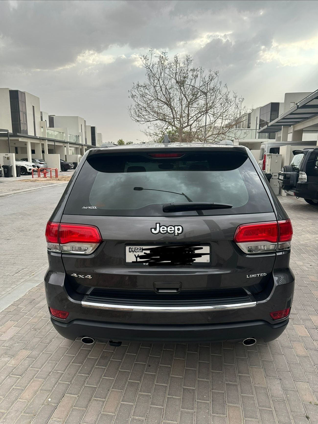 جيب جراند شيروكي limited
