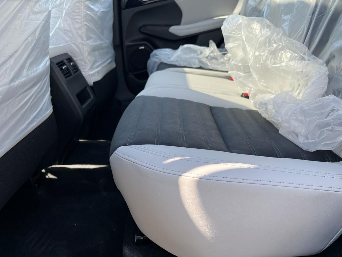 ميتسوبيشي آوتلاندر MITSUBISHI OUTLANDER H-LINE GCC 2026