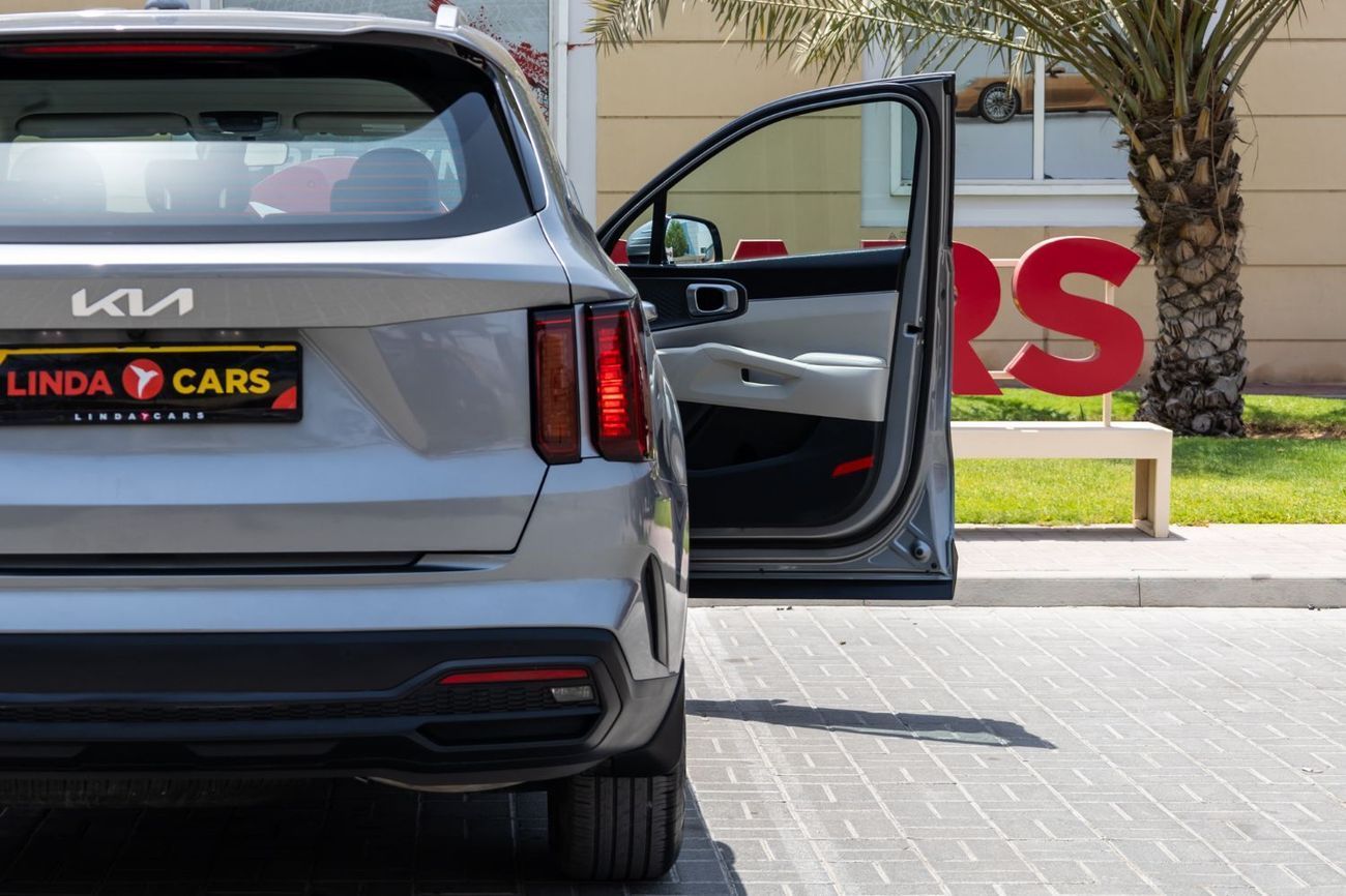 Kia Sorento Std 2.5L FWD