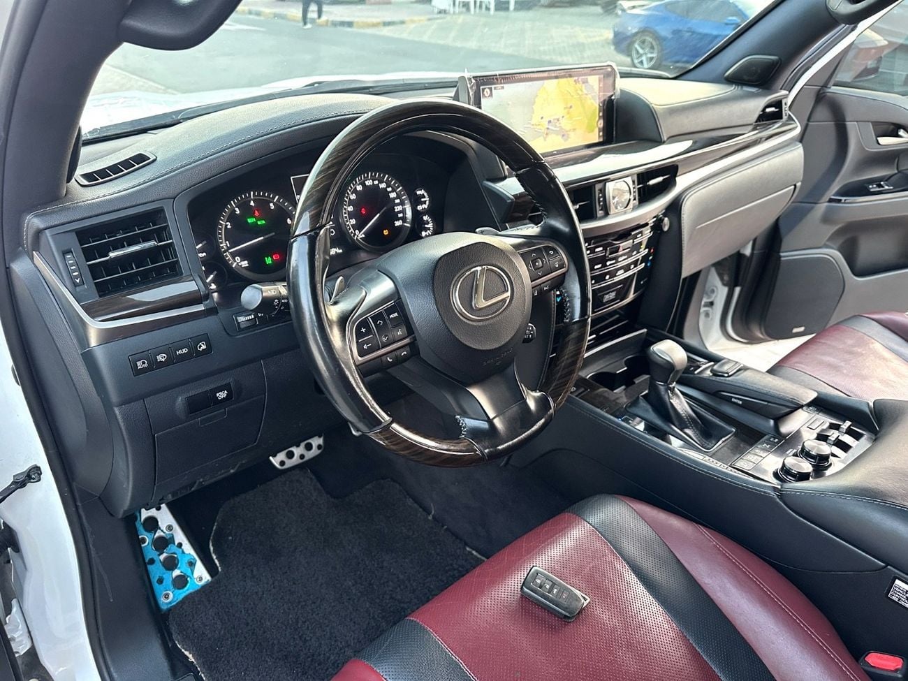 Lexus LX 570 