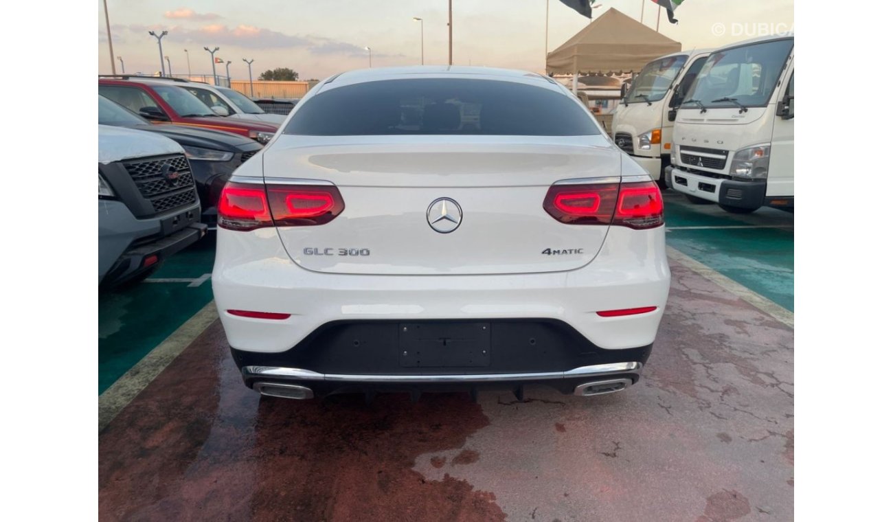 Mercedes-Benz GLC 300 BENZ GLC300 4MATIC COUPE 23MY