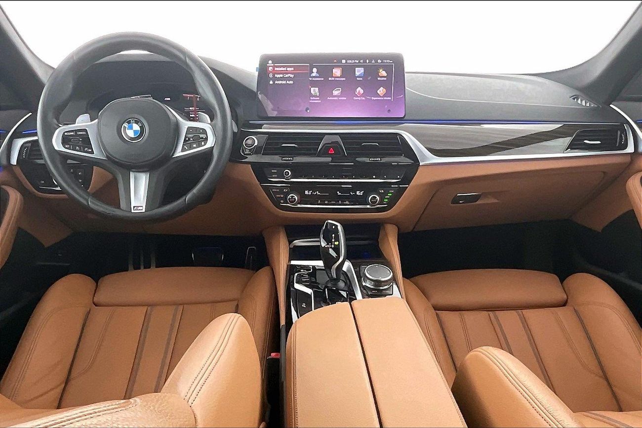 بي أم دبليو 520i M Sport | شامل الضمان | 0 ﺪﻔﻋﺓ ﺃﻮﻟﻯ