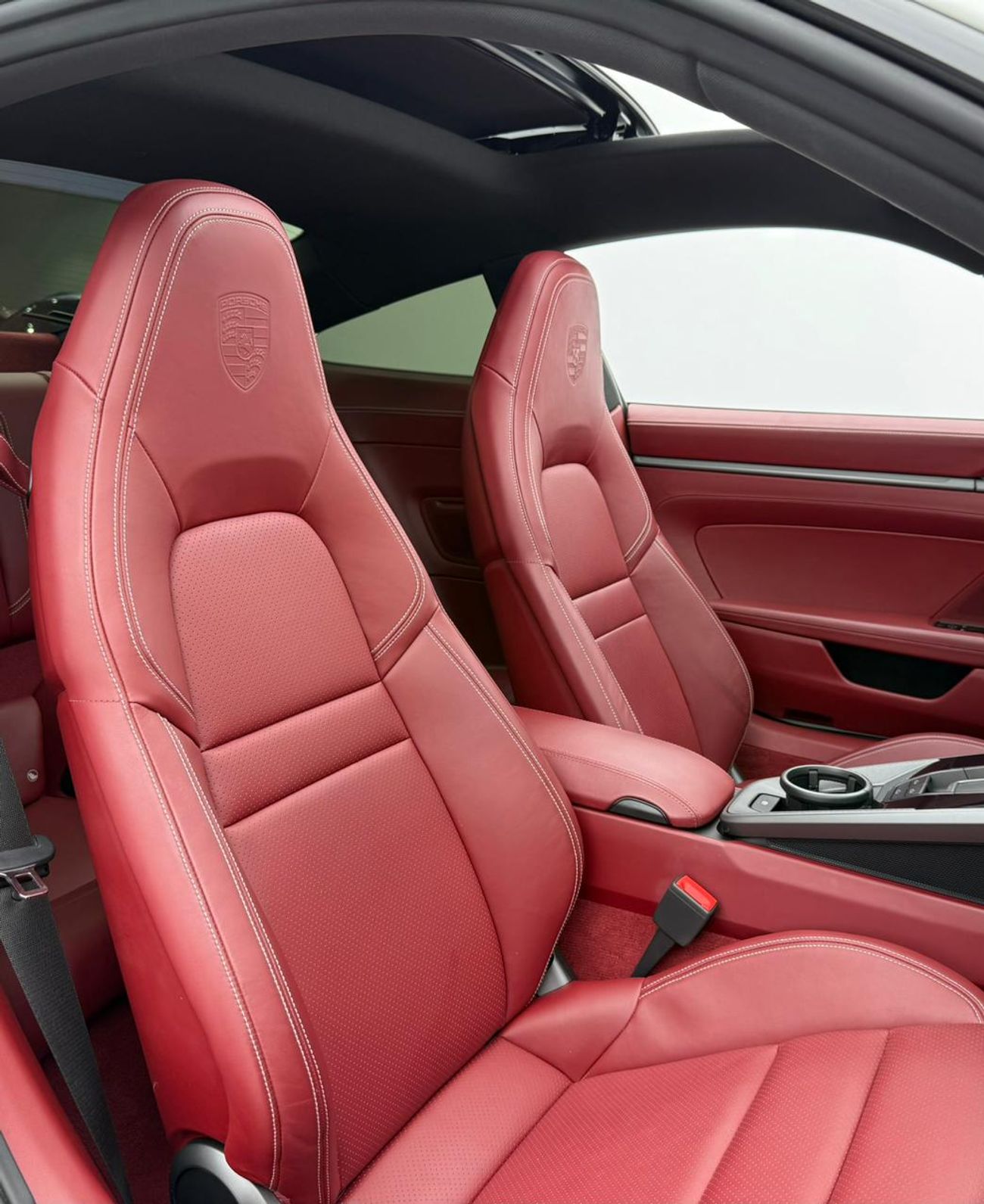 Porsche 911 Carrera 3.0L (380 HP) Coupe 2020 Porsche 911 Carrera, Warranty, Full Porsche Service History, Very L