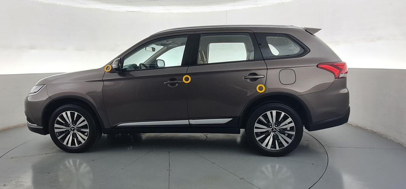Mitsubishi Outlander GLX Midline| 1 year free warranty | Flood Free