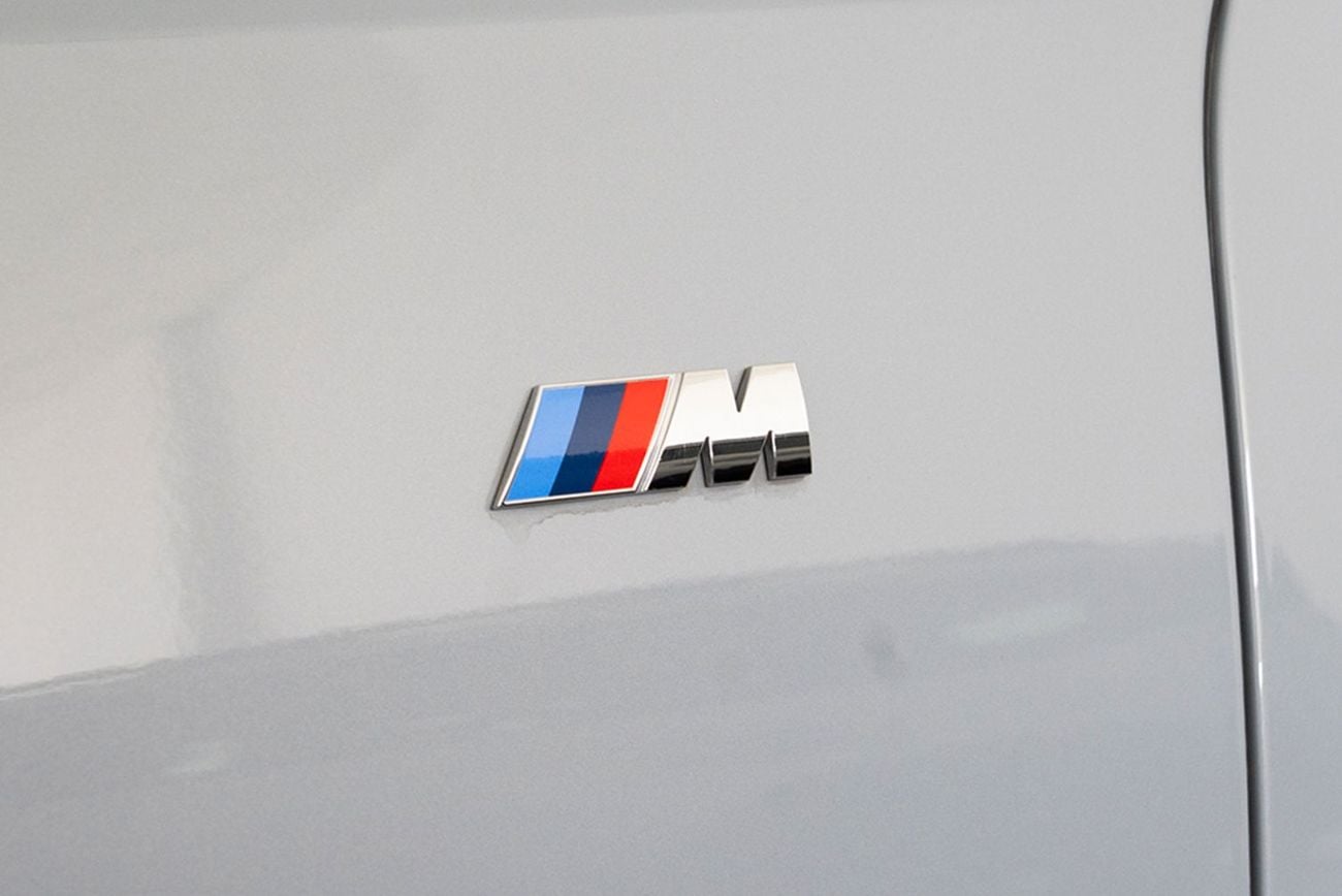 بي أم دبليو 740i