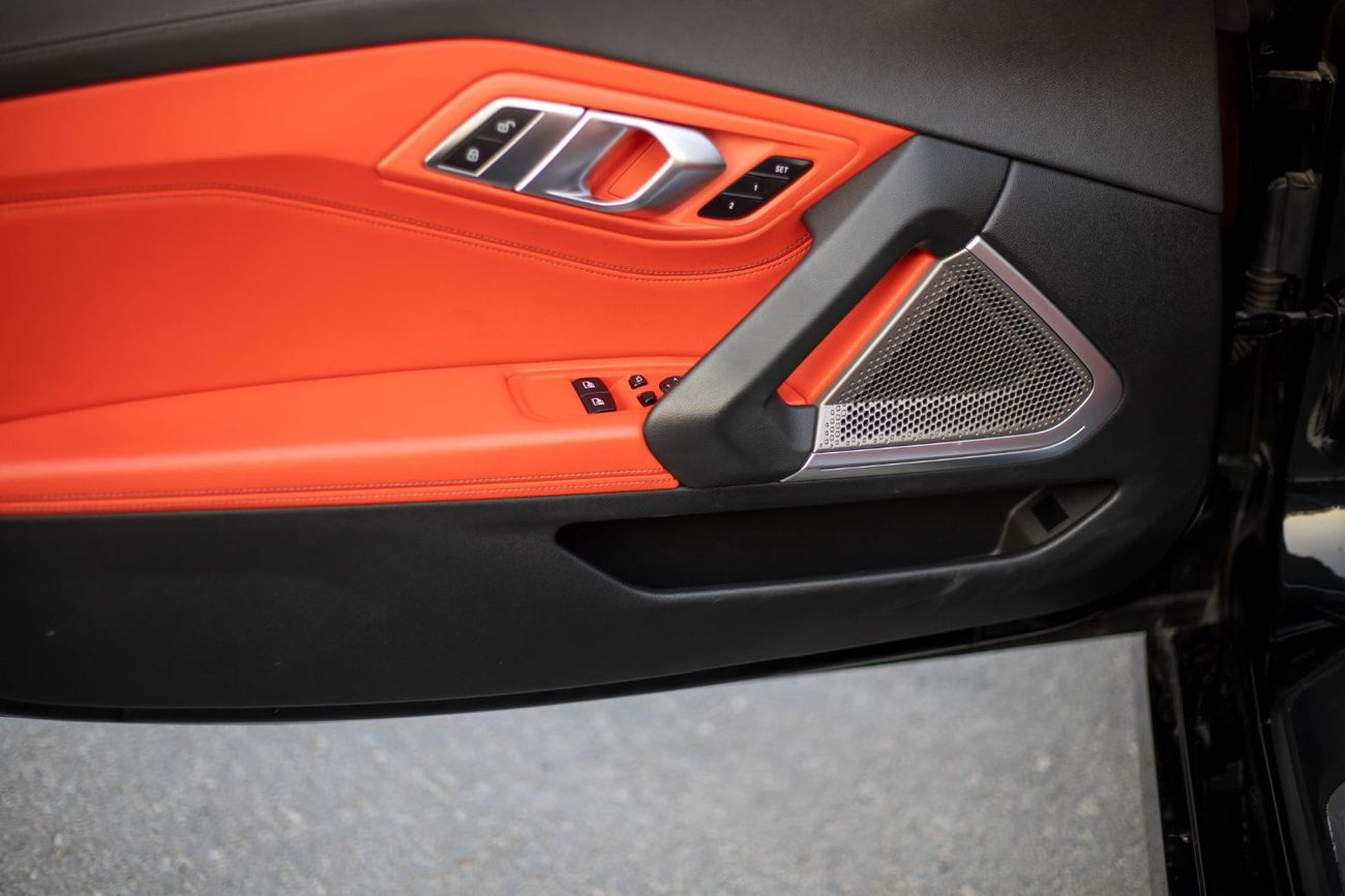 BMW Z4 sDrive 30i M Sport package 2.0L