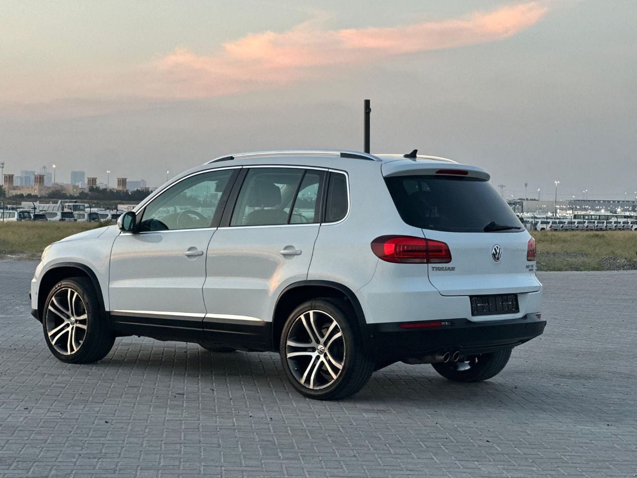 Volkswagen Tiguan 2.0 TSI Elegance