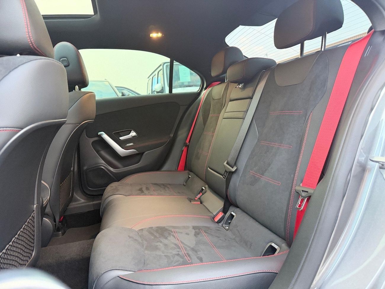 مرسيدس بنز A 35 AMG 4MATIC