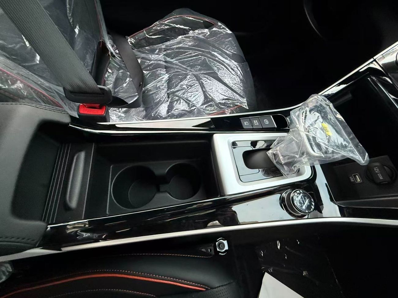 كيا سيلتوس 1.5L IVT Luxury Edition