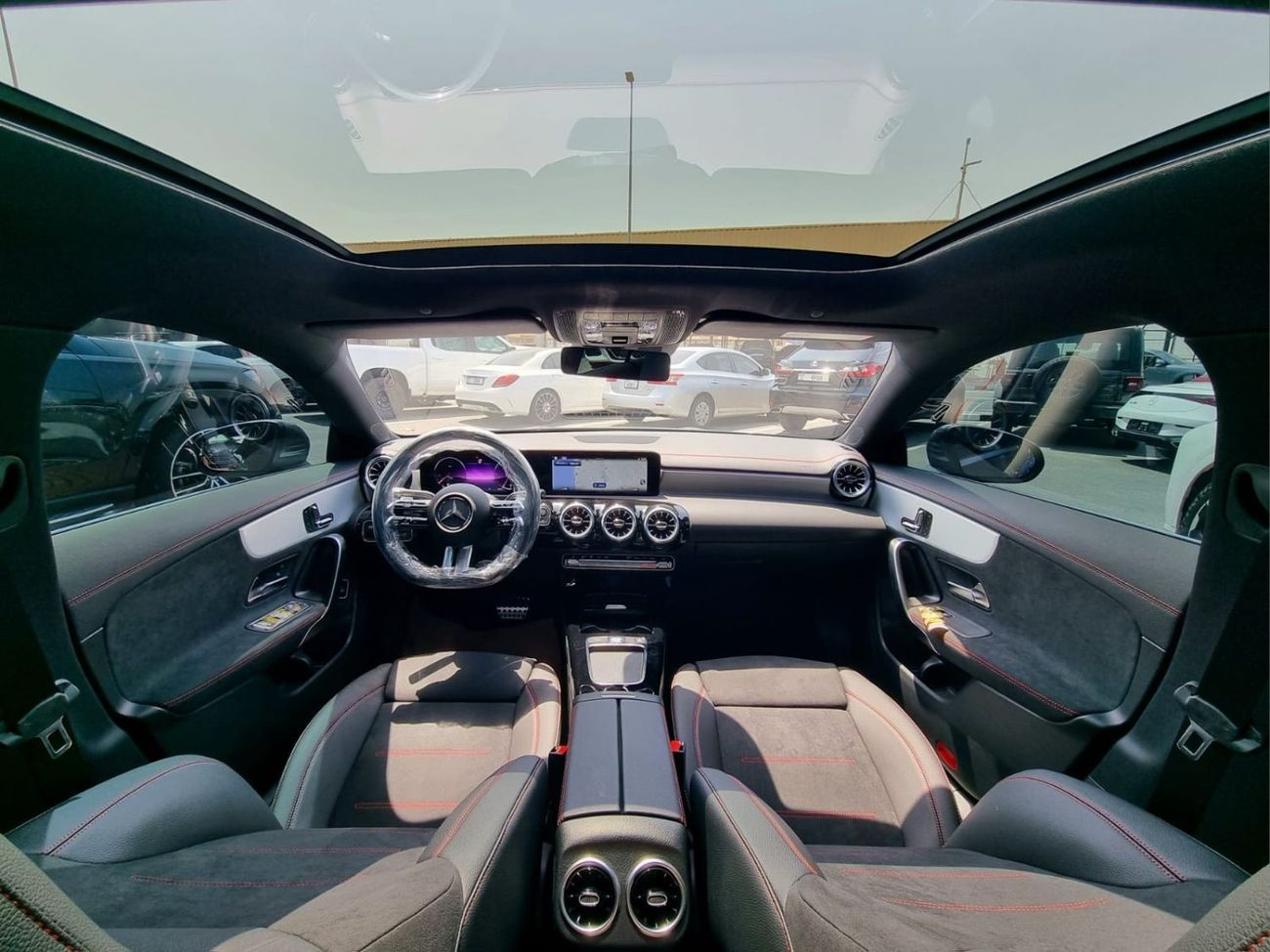 مرسيدس بنز CLA 200 AMG 5 Years Warranty 2025 GCC