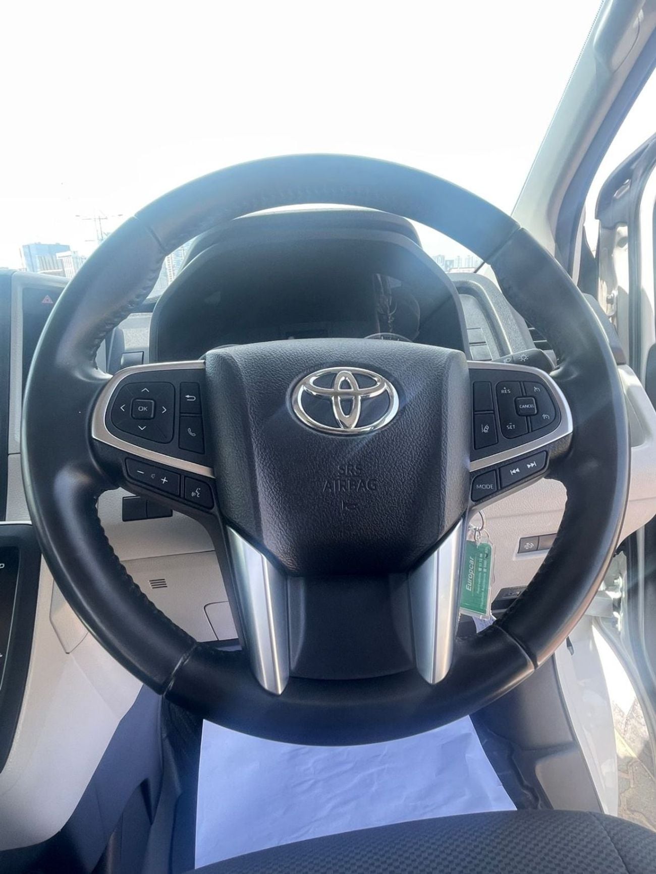 Toyota Hiace TOYOTA HIACE COMMUTER ,DIESEL ENGINE 2800 CC ,10 SEATER ,RIGHT HAND DRIVE