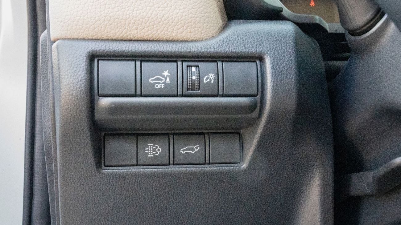 Toyota Prado 2026 Toyota Land Cruiser Prado 2.8L AT Diesel (White-Beige)