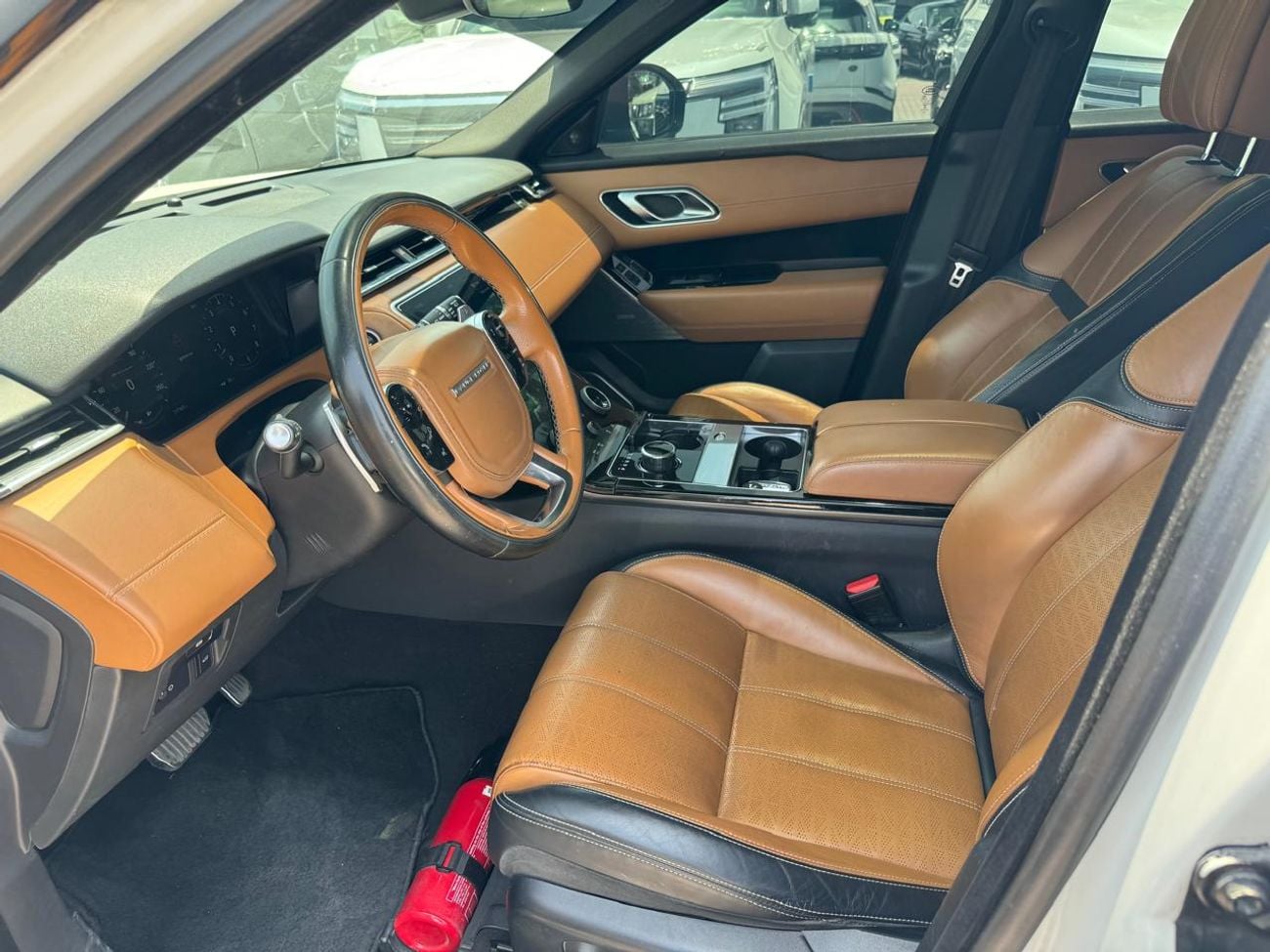 لاند روفر رينج روفر فيلار P250 R-Dynamic HSE 2.0L