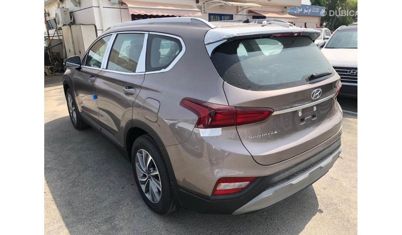 Hyundai Santa Fe 2.4L GCC SPEC PANORAMIC ROOF