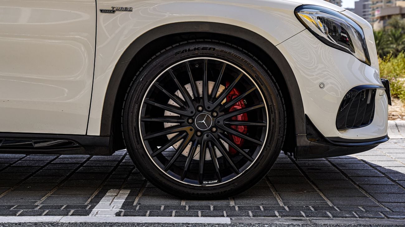 Mercedes Benz GLA 45 AMG STD 2.0L