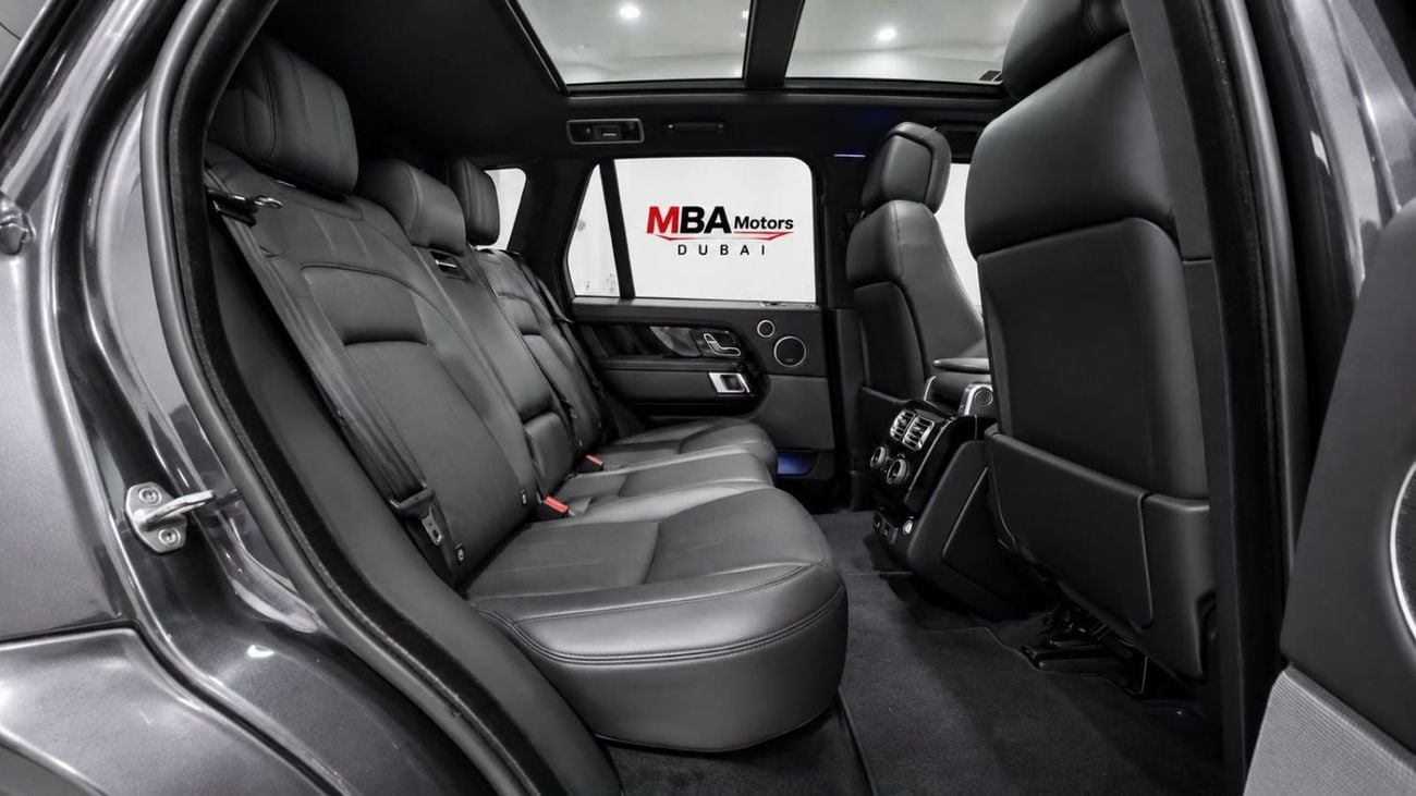 Land Rover Range Rover HSE GCC SPECS