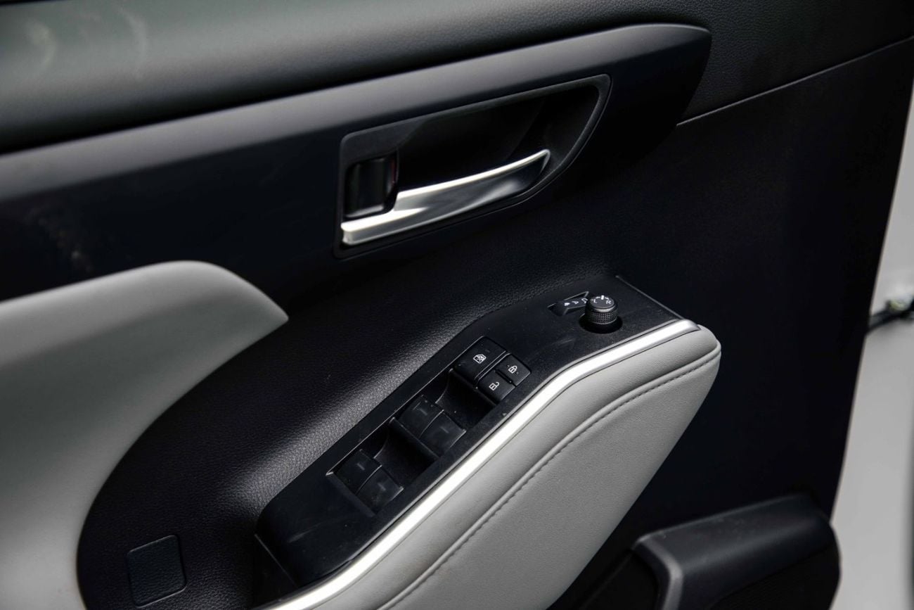 تويوتا هايلاندر GLE HEV 2.5L - Platinum White Pearl Inside Grey | Export Only